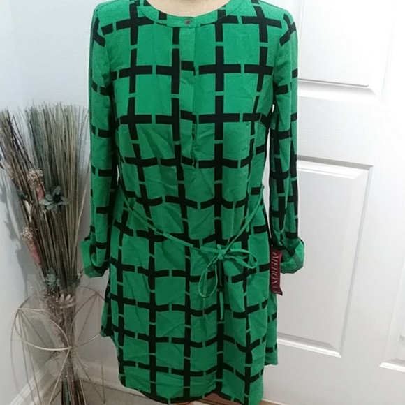 Merona Dresses & Skirts - Merona Loose Fit Belted Dress
